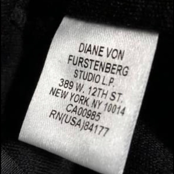 DIANE VON FURSTENBERG BLACK WRAP DRESS SIZE 4 - Picture 5 of 6